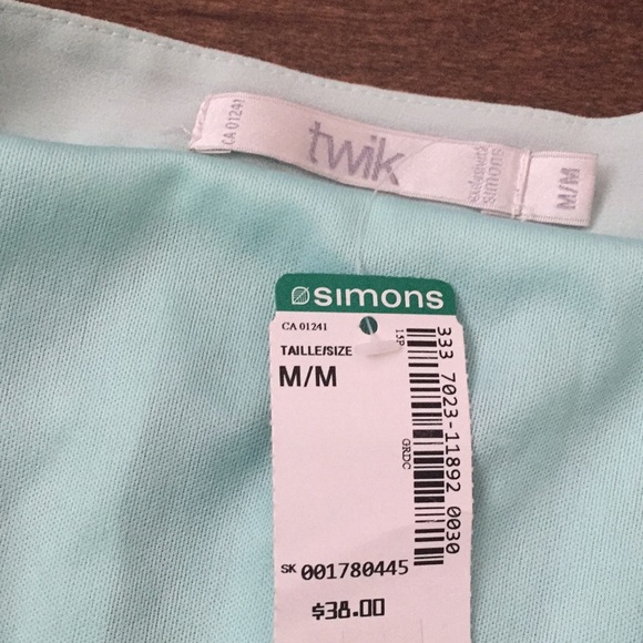NWT Simons Twik Pleated Skirt- Mint Green- Size M - Picture 5 of 9